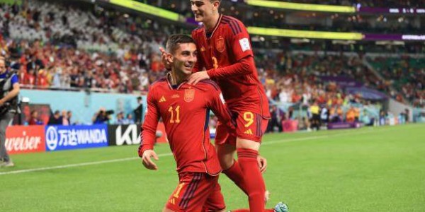 PP电子娱乐官网-少年心气推翻“那堵墙”，世界杯被00后推着向前走