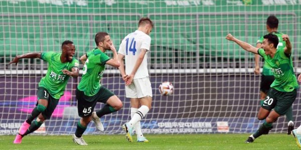 PP电子娱乐官网-斯坦利变招造新工体首胜 国安拥趸：多亏了韩佳奇…